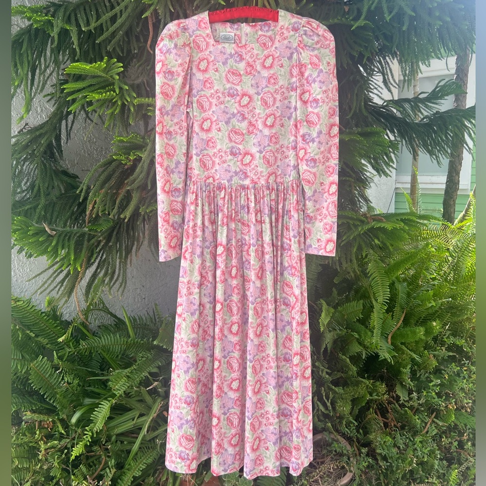 Vtg 80s Laura Ashley Floral Print Cotton Dress | Puff Sleeves | Drop Waist | S